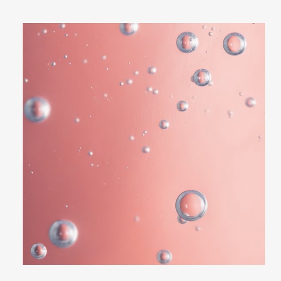 Living Proof Curl Defining Gel wavy, curly, coily hair define without crunch - Picture 7 of 9